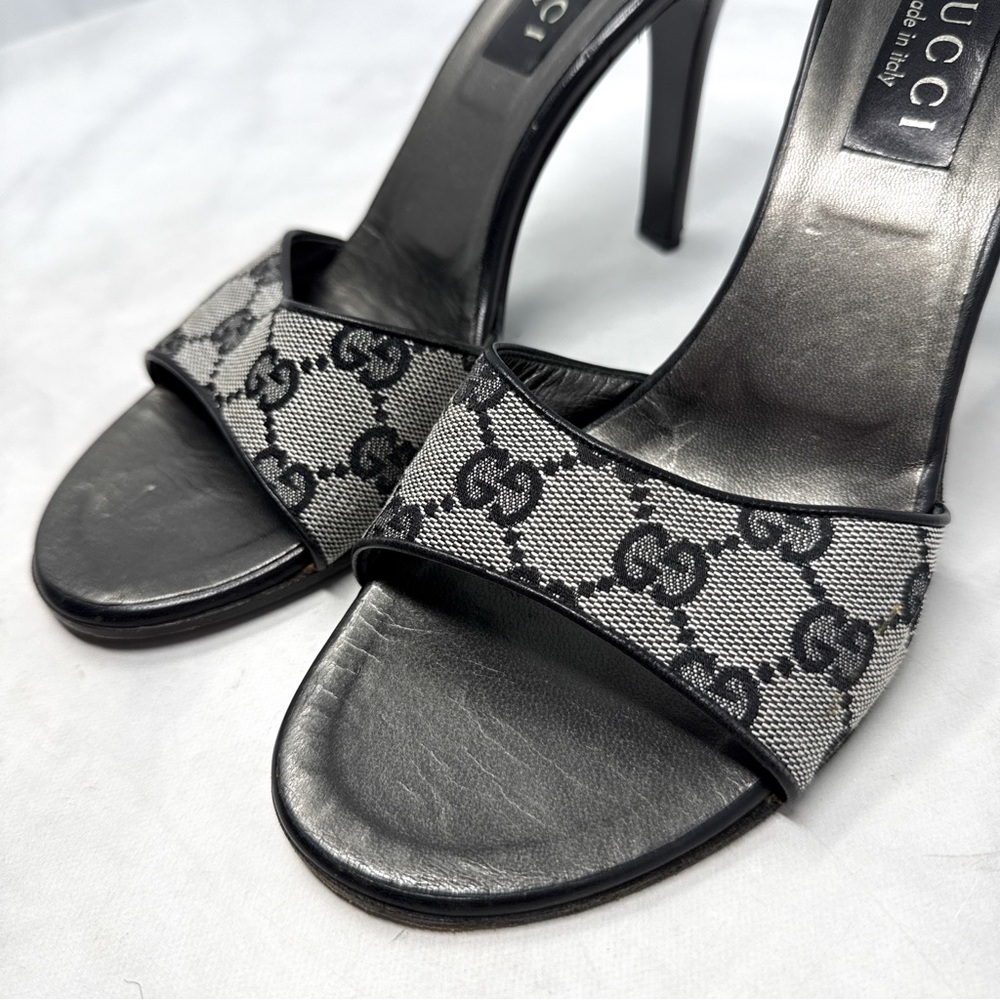 GUCCI Vintage 90s Y2K Monogram GG Leather Minimalist Slide Mule Sandal Heels 9.5 - Picture 5 of 16
